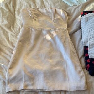 Elegant Cream Strapless Dress